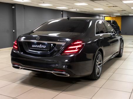 Mercedes-Benz S 560 4matic