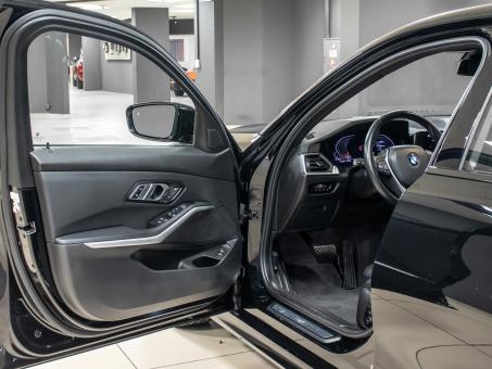 BMW 3 series 330i xDrive
