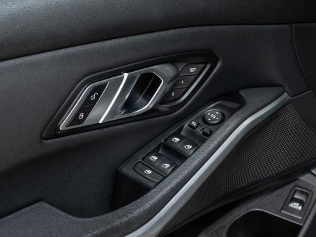 BMW 3 series 330i xDrive