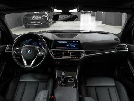 BMW 3 series 330i xDrive