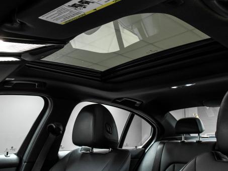 BMW 3 series 330i xDrive