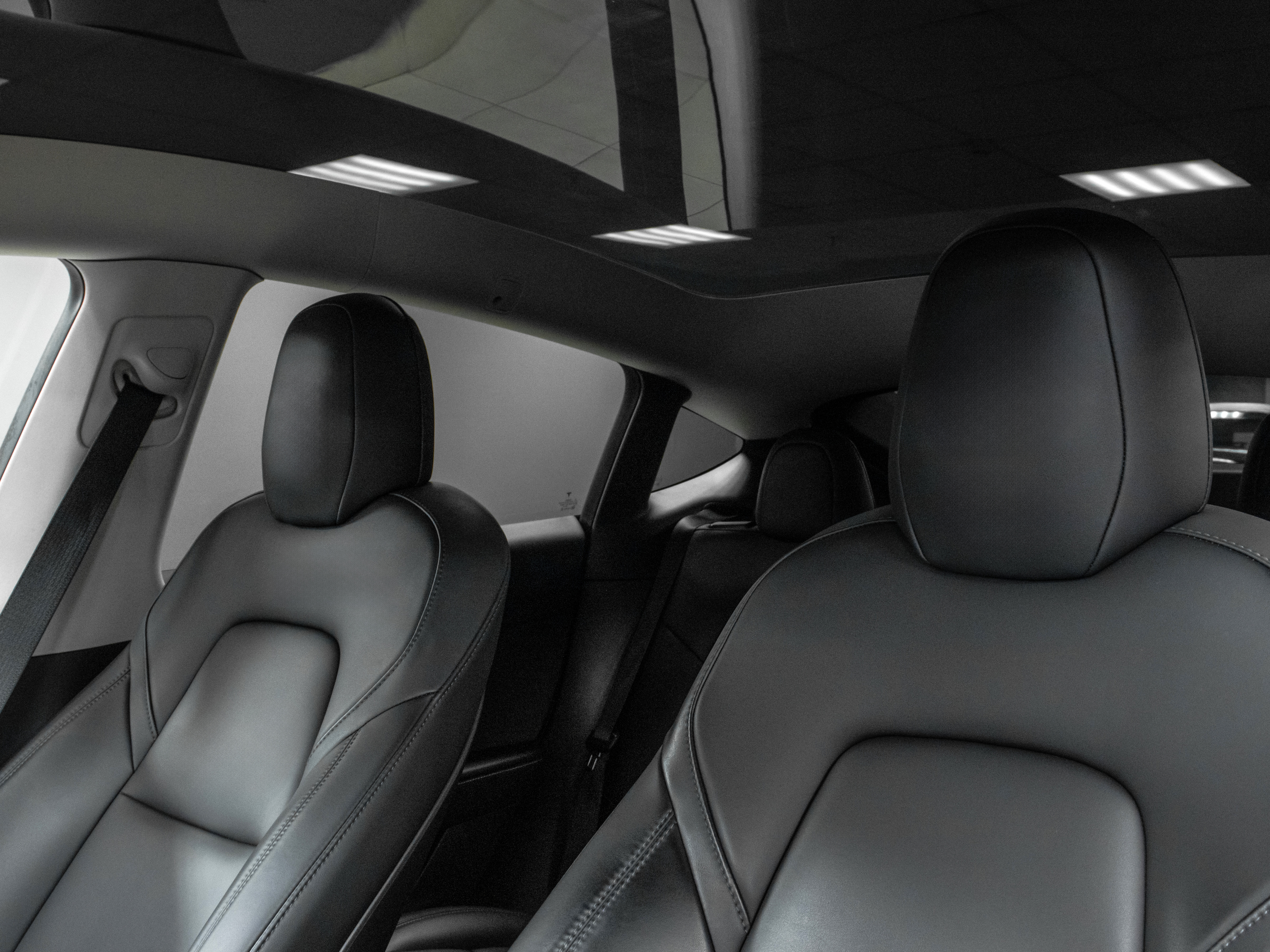 Tesla Model Y Long Range Dual Motor