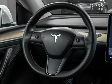 Tesla Model Y Long Range Dual Motor