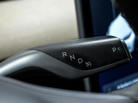 Tesla Model Y Long Range Dual Motor