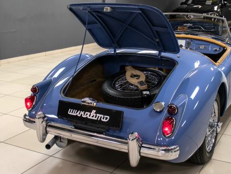 MG MGA 