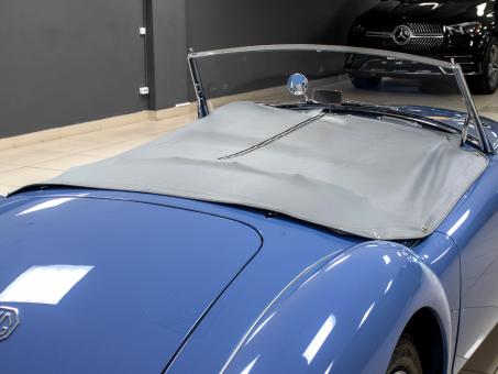 MG MGA 