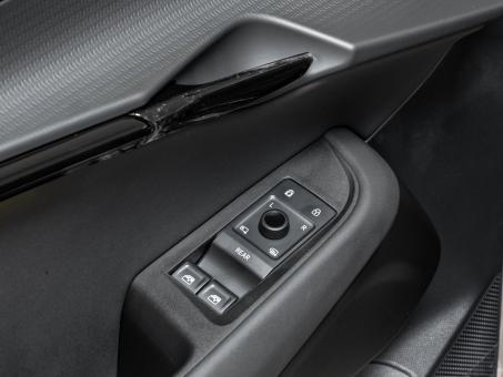 Volkswagen ID.UNYX 06 Pro