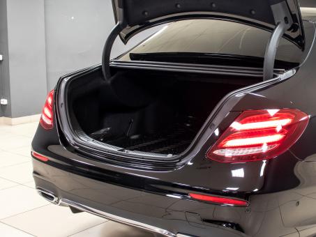 Mercedes-Benz E400 D 4Matic