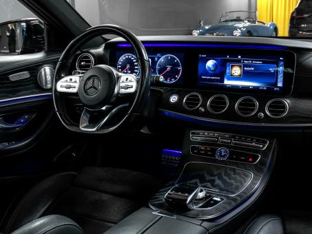 Mercedes-Benz E400 D 4Matic