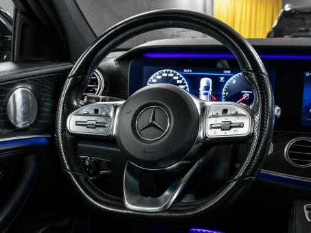 Mercedes-Benz E400 D 4Matic