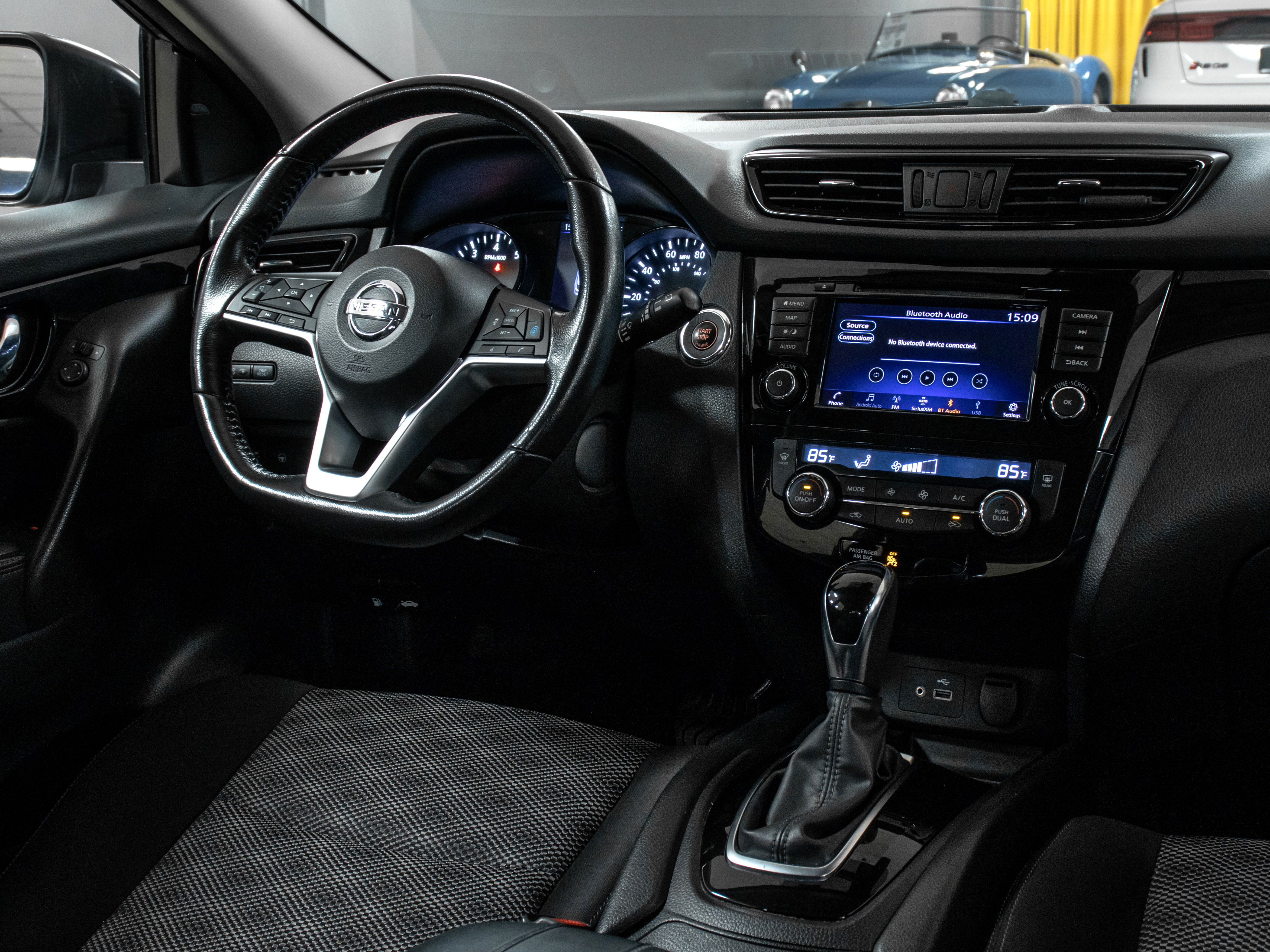 Nissan Rogue Sport 2.0i