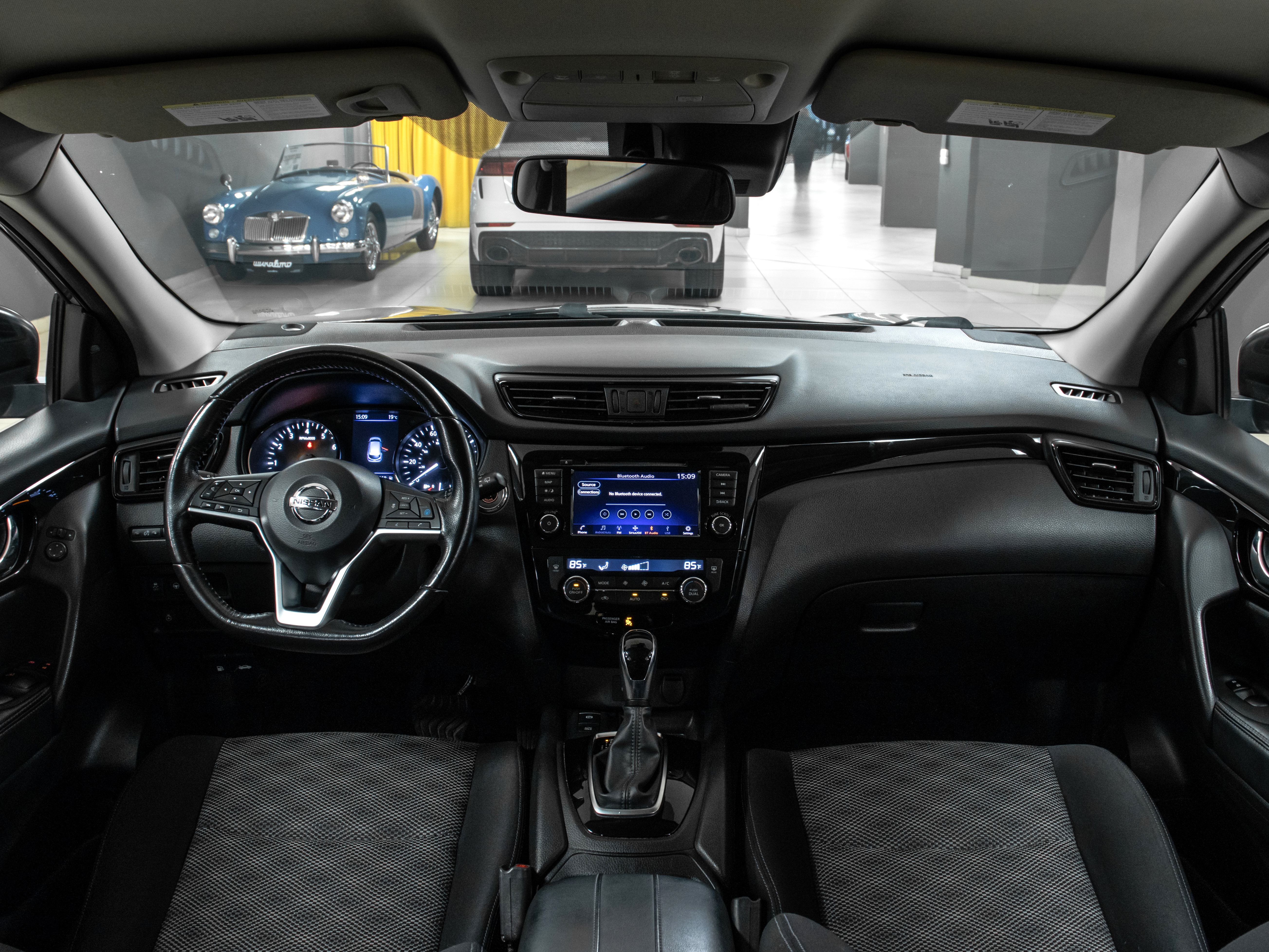 Nissan Rogue Sport 2.0i