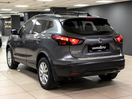 Nissan Rogue Sport 2.0i