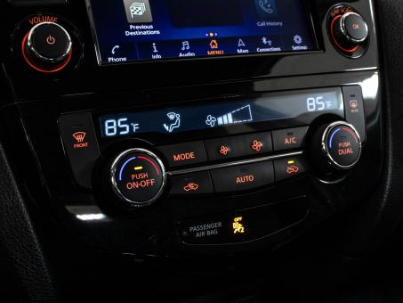 Nissan Rogue Sport 2.0i