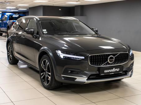 Volvo V90 Cross Country B5