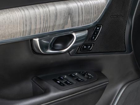 Volvo V90 Cross Country B5