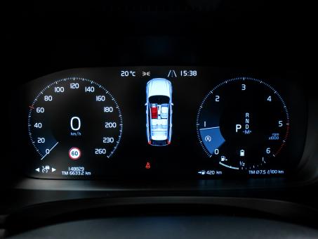 Volvo V90 Cross Country B5