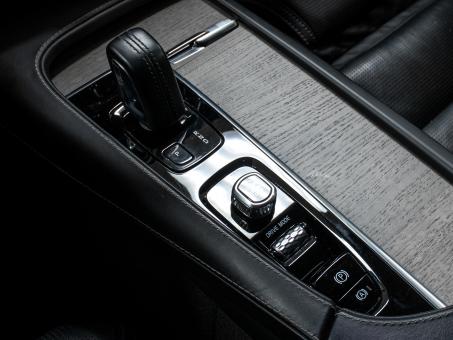 Volvo V90 Cross Country B5