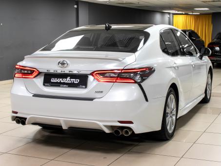 Toyota Camry 2.5i