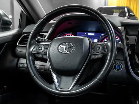 Toyota Camry 2.5i