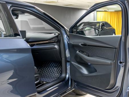 Volkswagen ID.UNYX Max 4WD