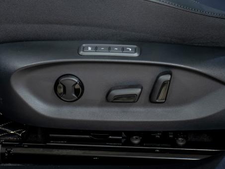 Volkswagen ID.UNYX Max 4WD