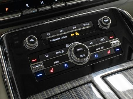 Lincoln Navigator 3.5i 4WD Black Label