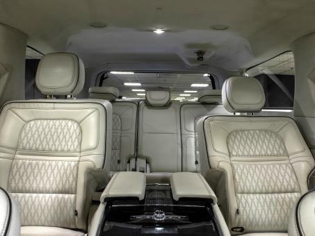 Lincoln Navigator 3.5i 4WD Black Label