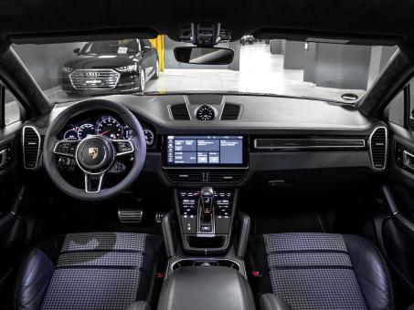 Porsche Cayenne S Coupe