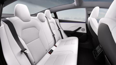 Tesla Model 3 Long Range RWD 