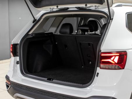 Volkswagen Taos 1.5i 4Motion