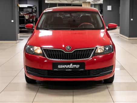 Skoda Rapid 1.6i