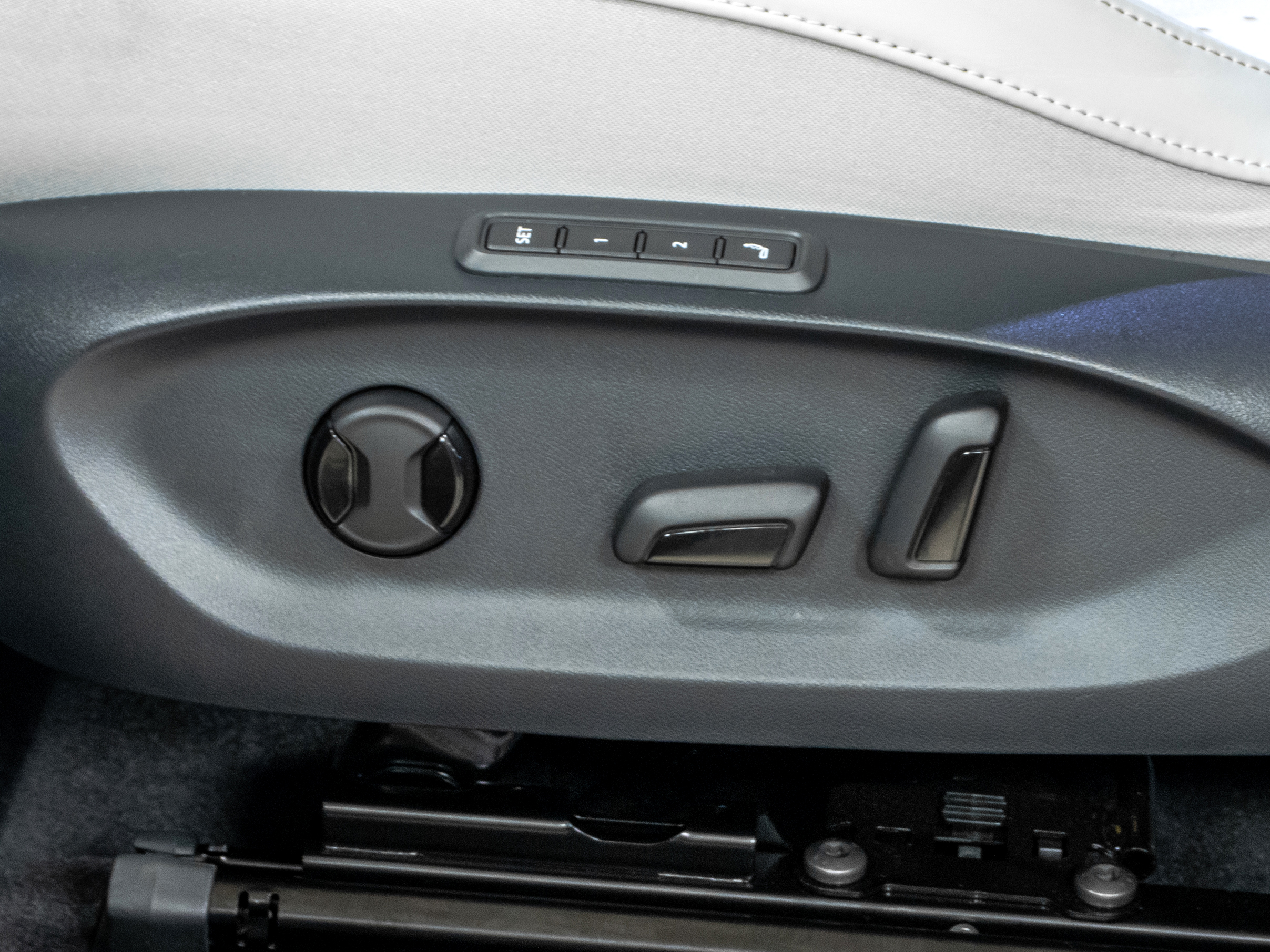 Volkswagen ID.UNYX Max 4WD