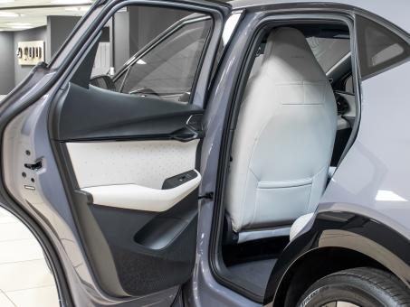 Volkswagen ID.UNYX Max 4WD