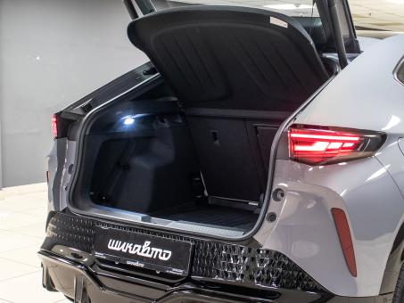 Volkswagen ID.UNYX Max 4WD