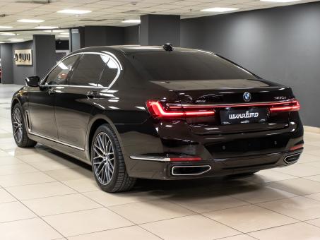 BMW 7 series 745Le xDrive
