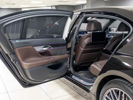 BMW 7 series 745Le xDrive