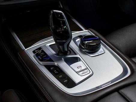 BMW 7 series 745Le xDrive