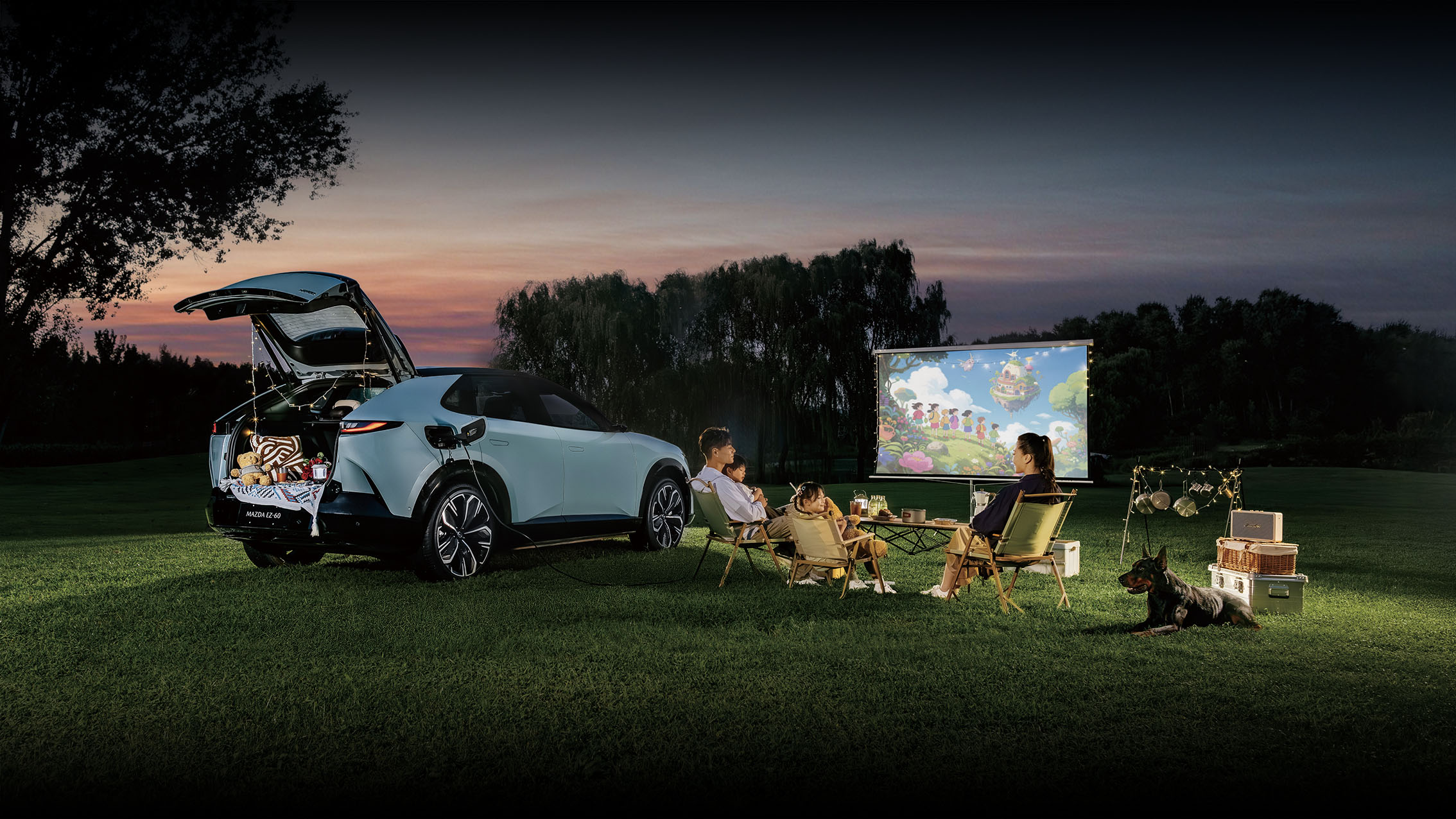 Mazda EZ-60 Pure Electric 600
