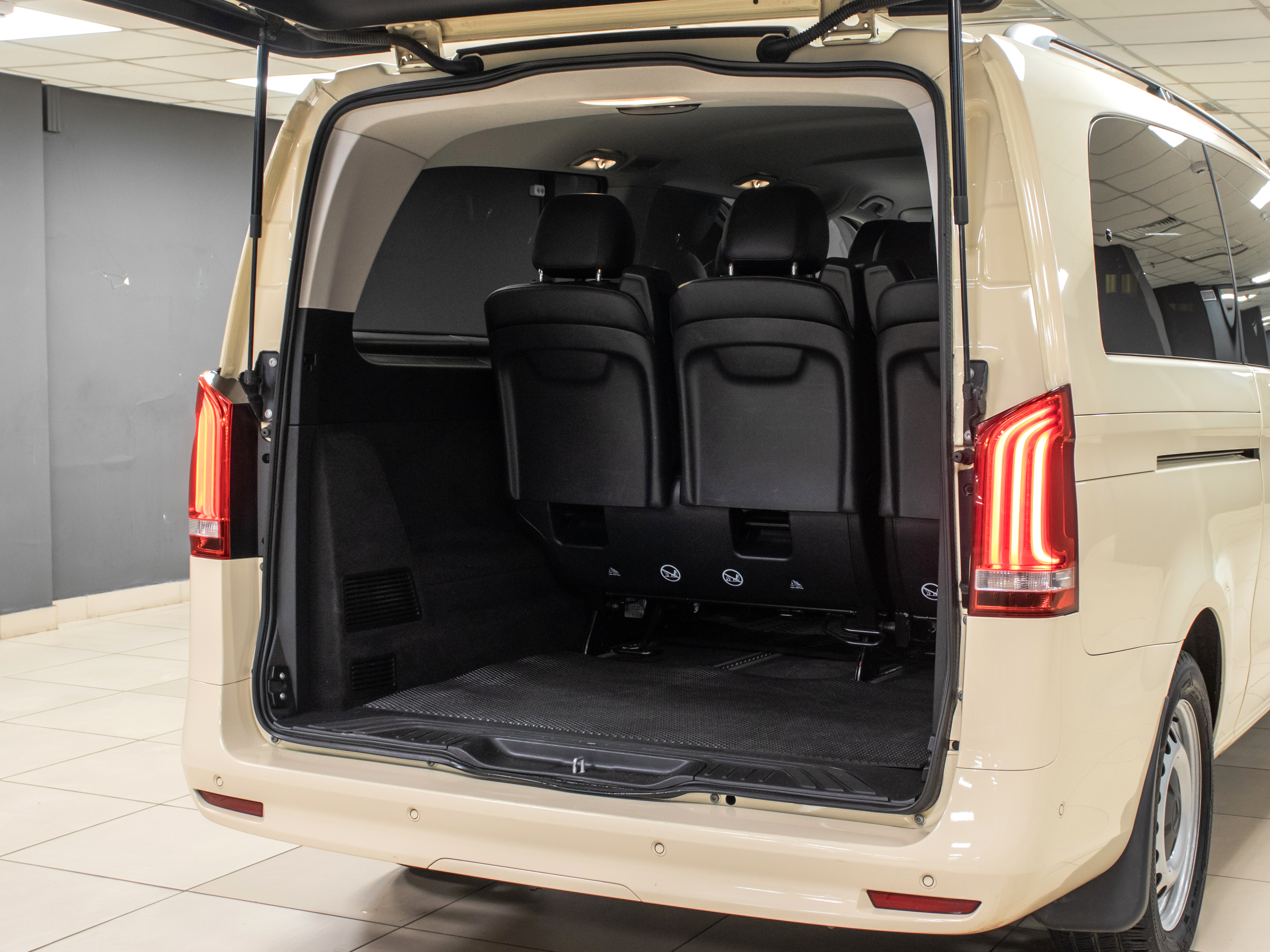 Mercedes-Benz Vito Tourer