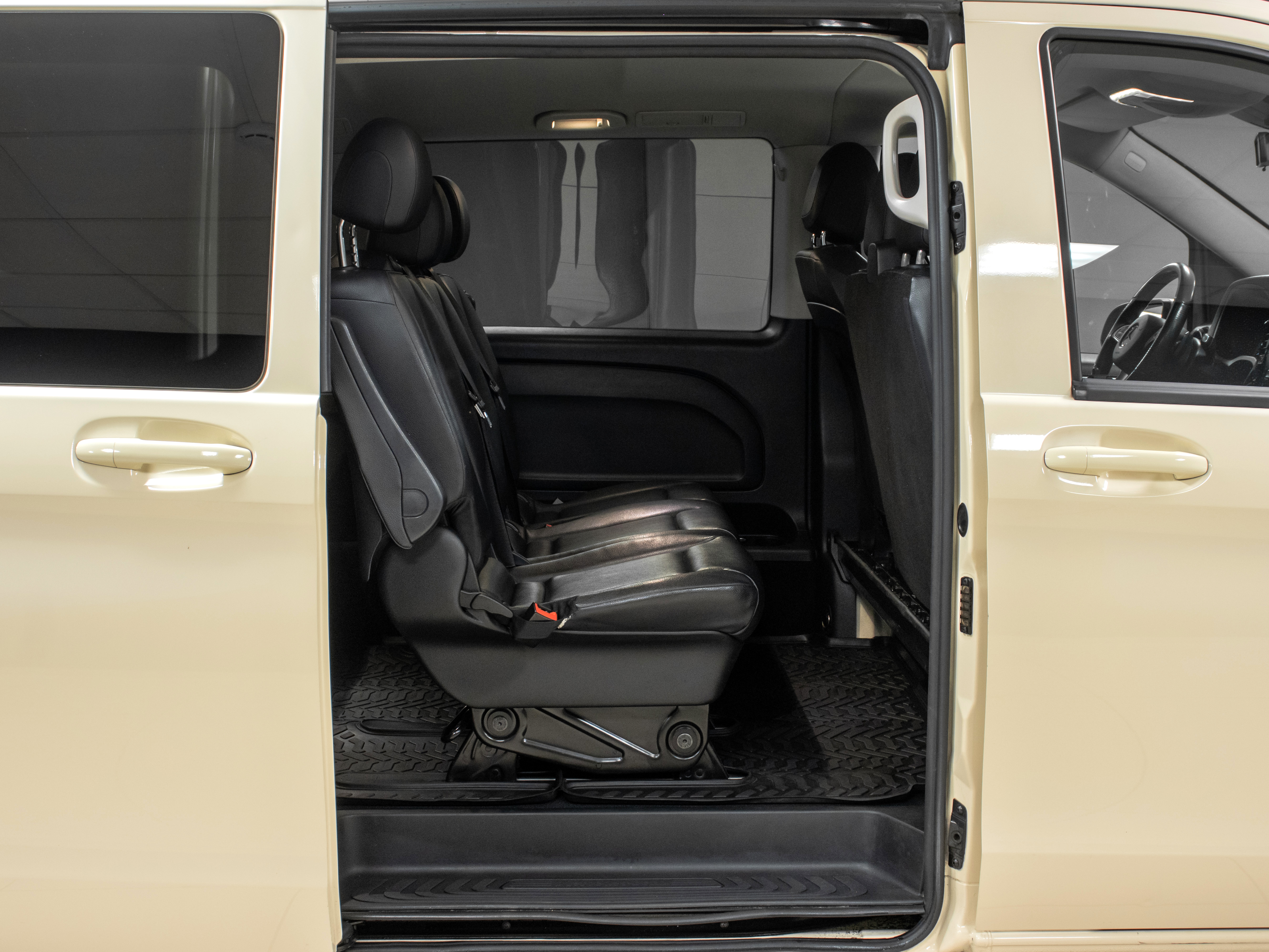 Mercedes-Benz Vito Tourer