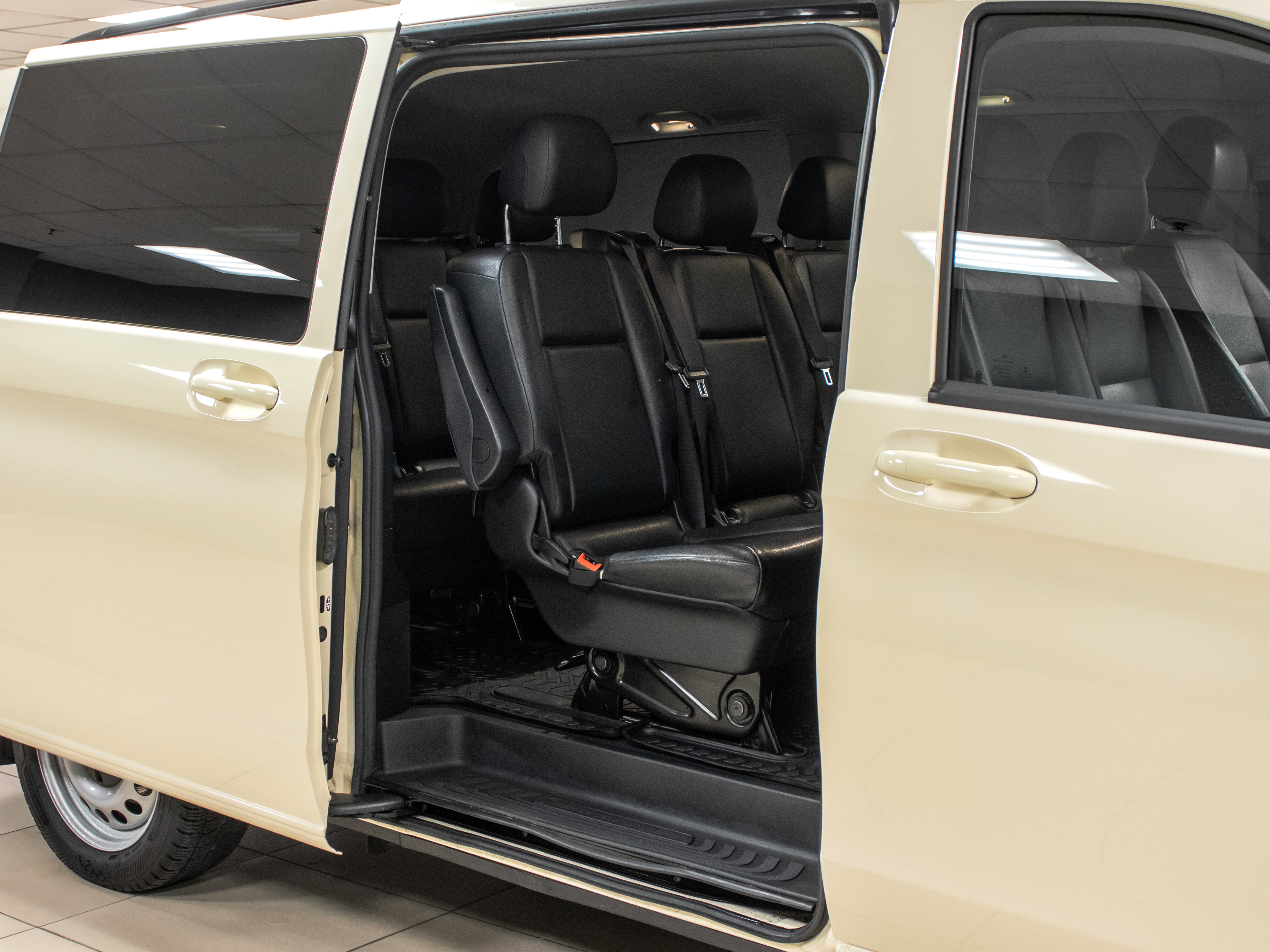 Mercedes-Benz Vito Tourer