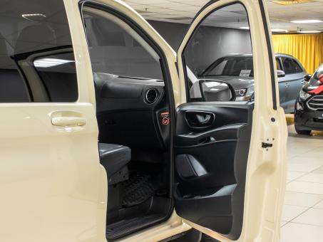 Mercedes-Benz Vito Tourer