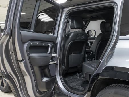 Land Rover Defender X-Dynamic Se