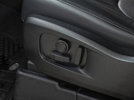 Land Rover Defender X-Dynamic Se