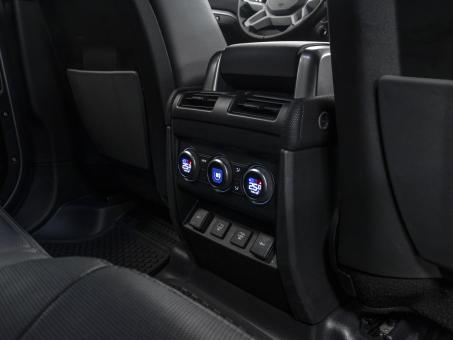 Land Rover Defender X-Dynamic Se