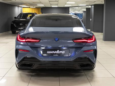 BMW 8 series M850i xDrive