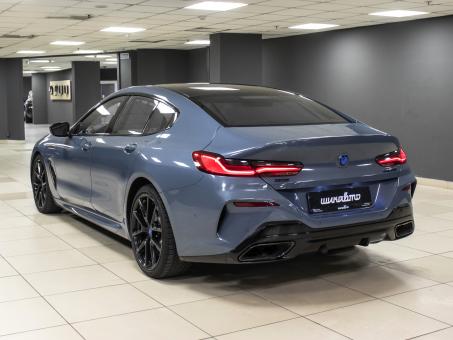 BMW 8 series M850i xDrive