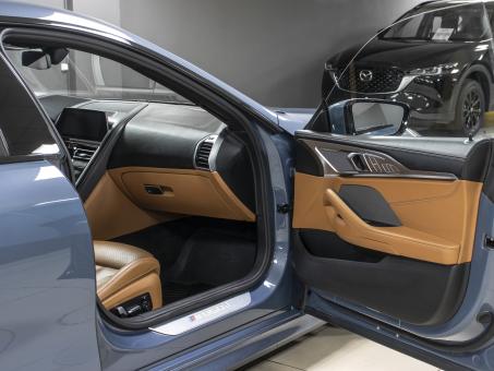 BMW 8 series M850i xDrive