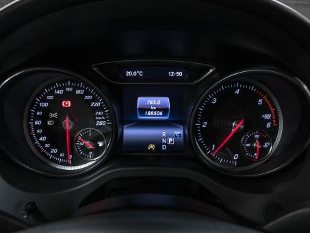 Mercedes-Benz CLA 180 D